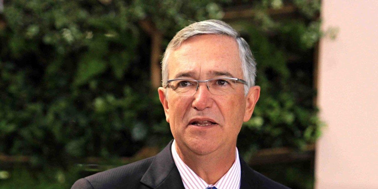SCJN discutirá facultades de la UIF en caso contra Ricardo Salinas Pliego