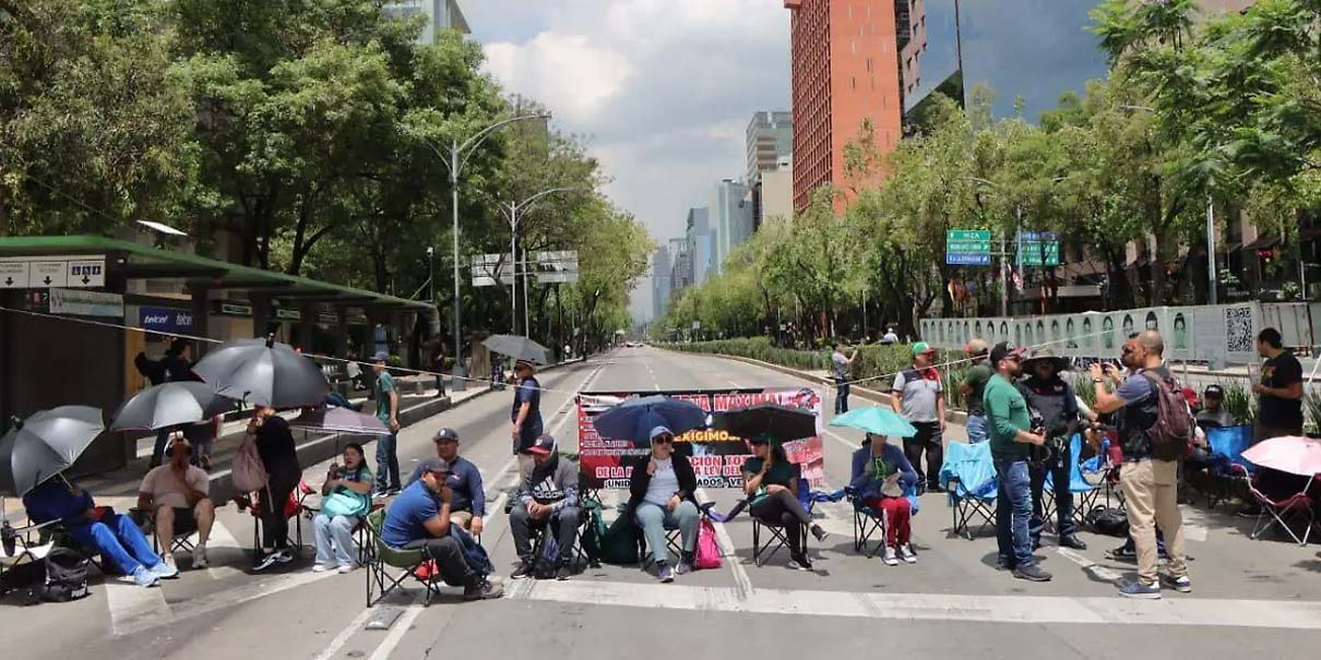 CNTE mantiene huelga nacional y rechaza propuestas del gobierno; anuncian nuevas movilizaciones