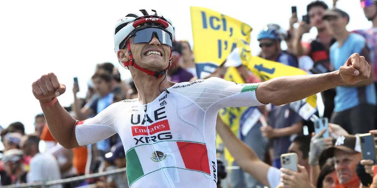 Isaac Del Toro gana etapa del Tour Auvergne-Rhône-Alpes y se acerca al título