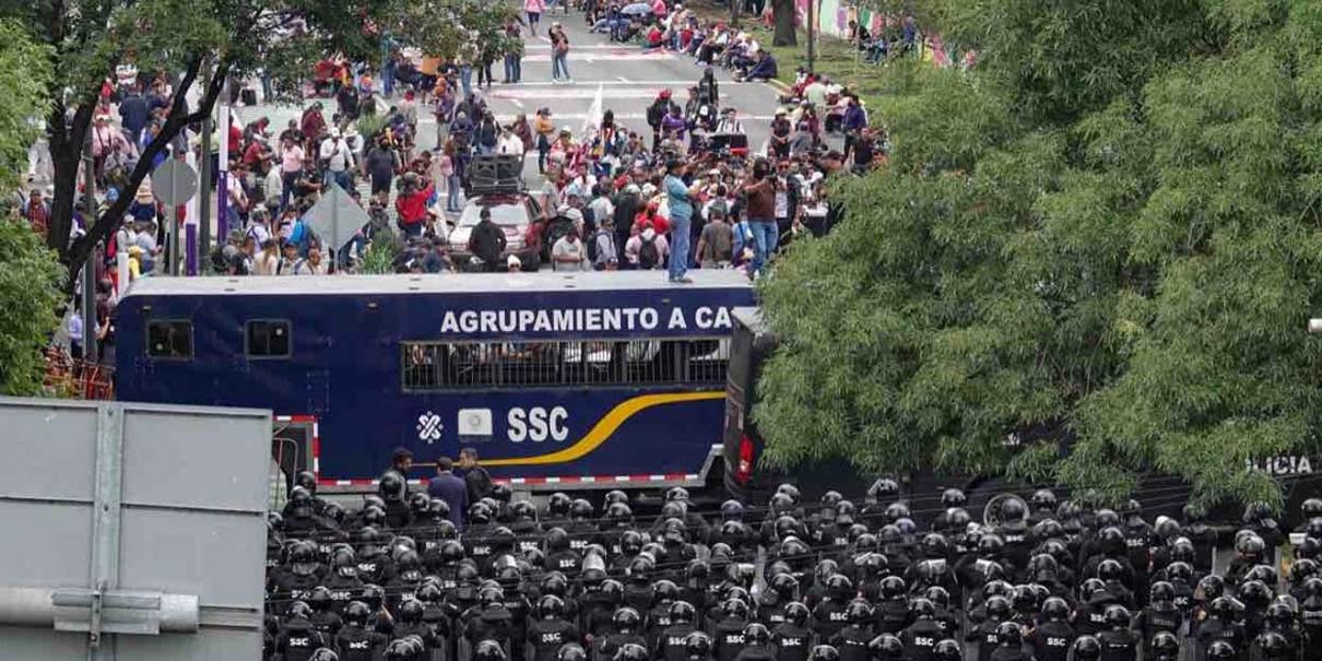 Megaoperativo frena marcha de la CNTE rumbo al estadio del Mundial 2026