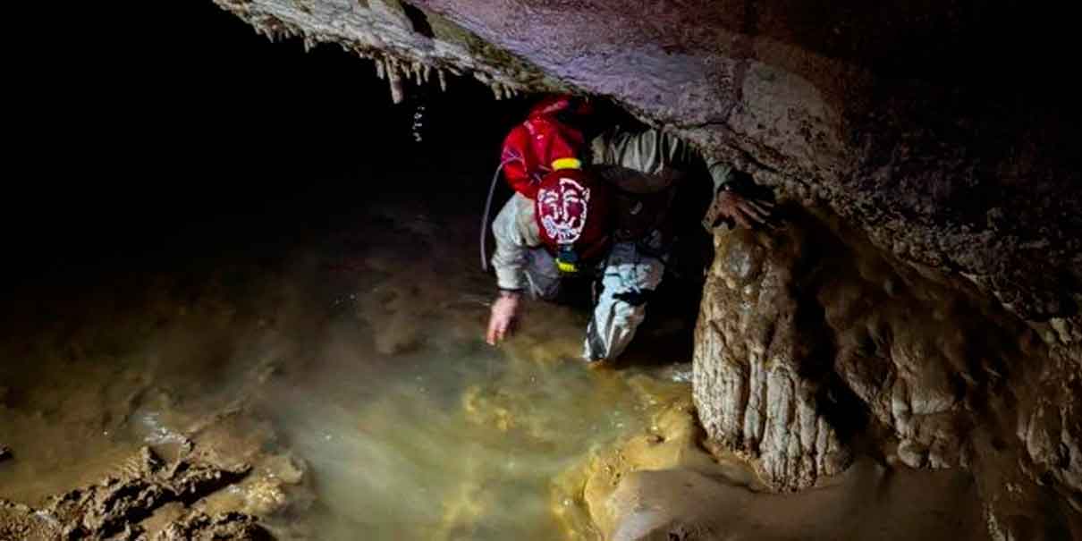 Hallan 179 piezas prehispánicas en una cueva de Chiapas: un santuario zoque intacto
