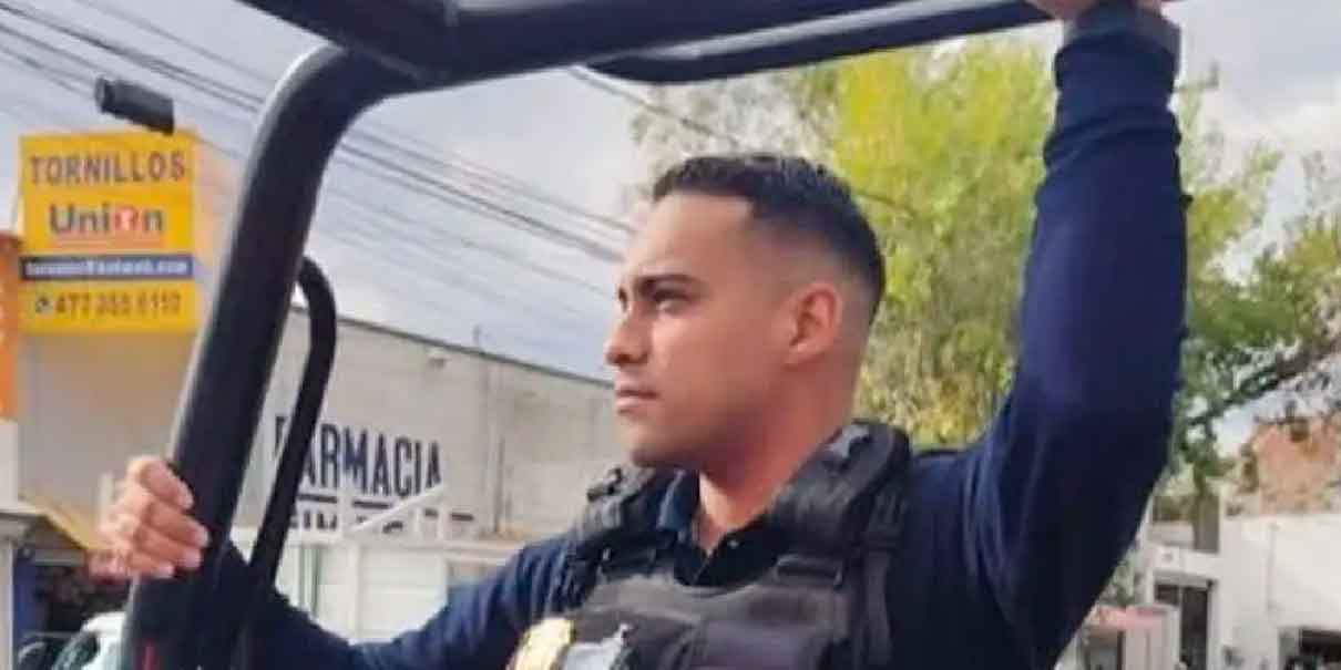 Policía deja un mensaje antes de arrojarse de un puente