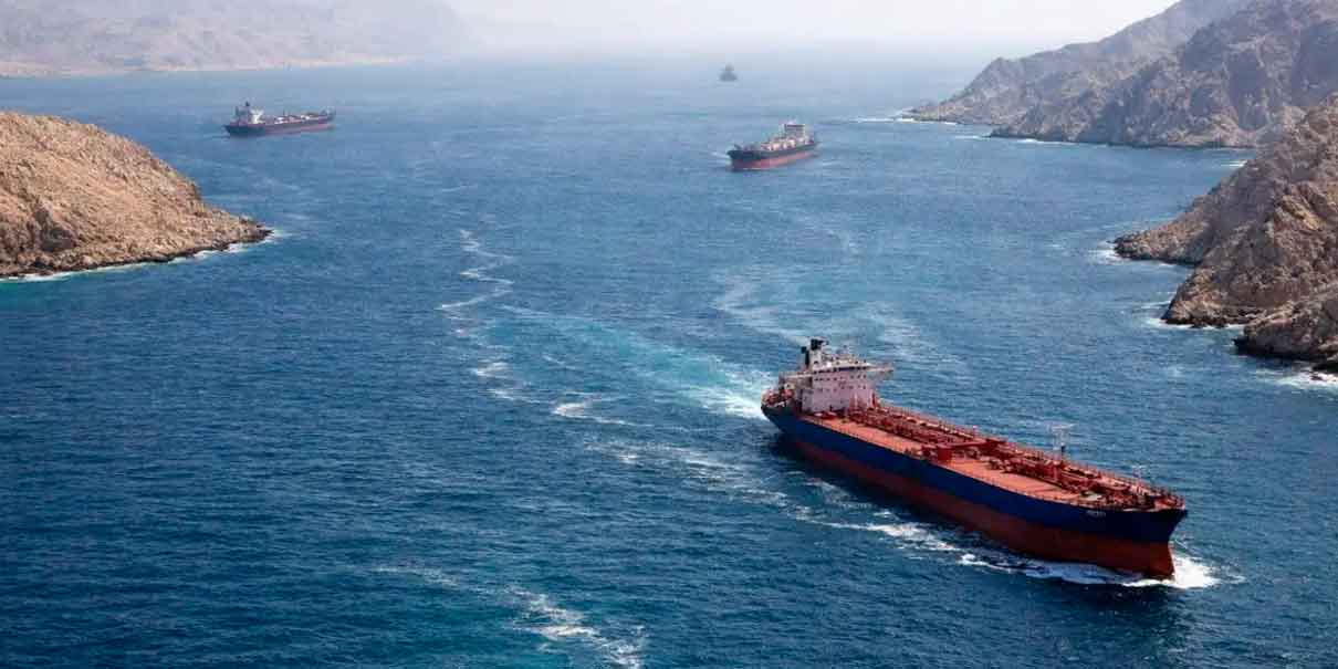 Trump retira el cobro a barcos que crucen el Estrecho de Ormuz tras diálogo con países del Golfo