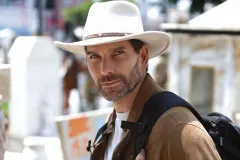 Arap Bethke explora el alma del Día de Muertos con la docuserie “Entre 2 Mundos”