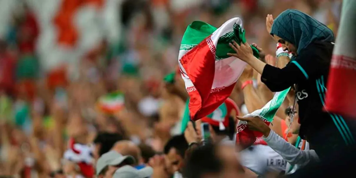 Obligan a Irán a salir de EU tras debut. Esperaba pasar la noche para prepararse para su próximo encuentro 