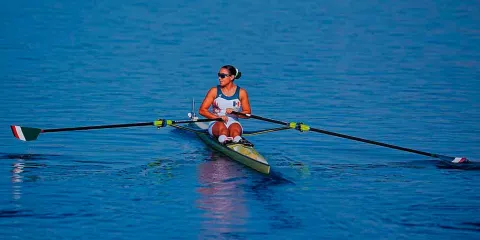 La mexicana Kenia Lechuga conquista el oro en la Copa del Mundo de Remo