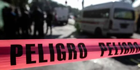 Padre de familia golpea a estudiante de bachillerato en Amozoc para defender a su hijo