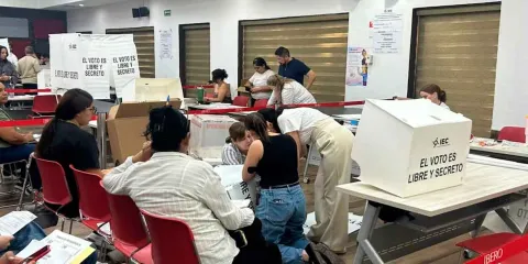 PRI arrasa en Coahuila: gana los 16 distritos; Morena se queda sin nada