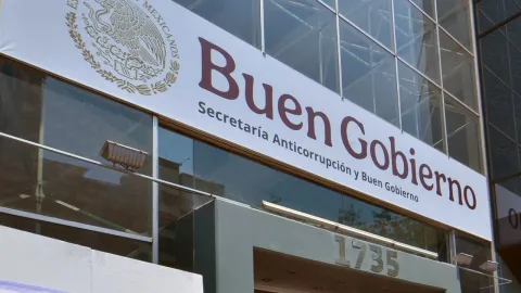 Sancionan a 39 funcionarios por corrupción y negligencia; imponen multa histórica en la CFE