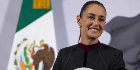 Sheinbaum defiende registro obligatorio de líneas telefónicas; afirma que no es espionaje