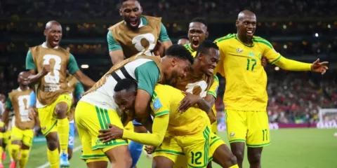 Sudáfrica sorprende y avanza a 16vos tras vencer a Corea del Sur