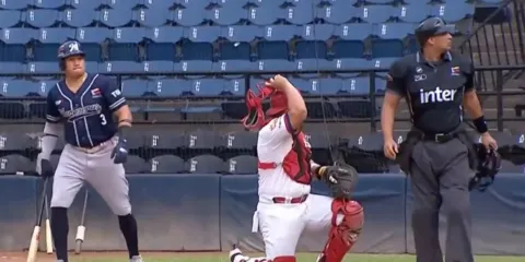 VIDEO. ¡De Miedo! Terremoto de 7.5 sacude Venezuela durante partido de beisbol en Caracas