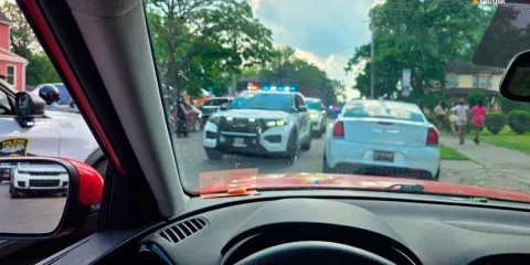 Tiroteo en festival en Ohio deja múltiples víctimas; policía busca a los responsables