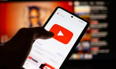 Google ha anunciado una importante actualización en los beneficios de su suscripción de pago Google AI Pro, integrando sin costo adicional el acceso a YouTube Premium Lite