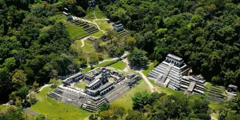 Zona Arqueológica de Palenque: el tesoro maya en la selva de Chiapas que debes conocer