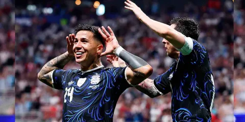 Argentina remonta a Inglaterra y enfrentará a España en la final del Mundial 2026