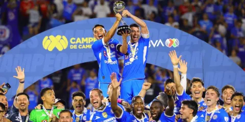 Cruz Azul vence a Toluca y se corona Campeón de Campeones en Los Ángeles