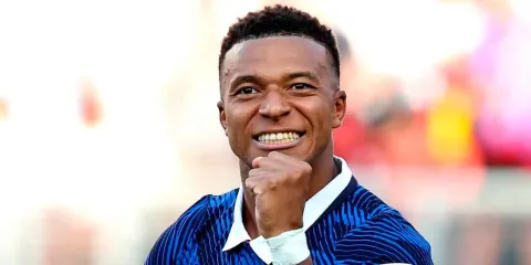 Francia vs Paraguay: Mbappé lleva a Francia a cuartos del Mundial