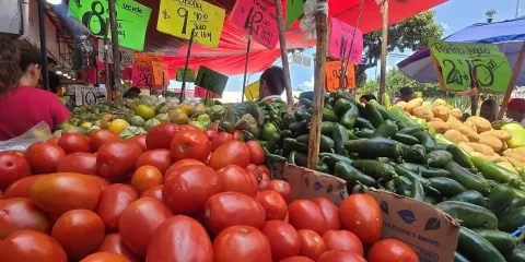 Inflación en México: jitomate, huevo y limón entre los productos que más bajaron de precio