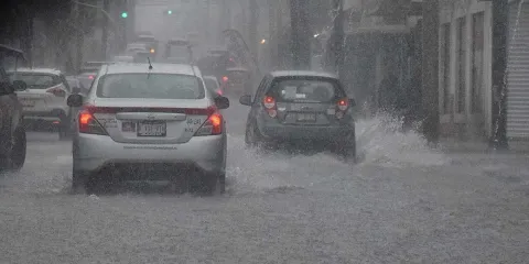 Lluvias, tormentas eléctricas y temperaturas de 45 °C: así estará el clima en México este sábado