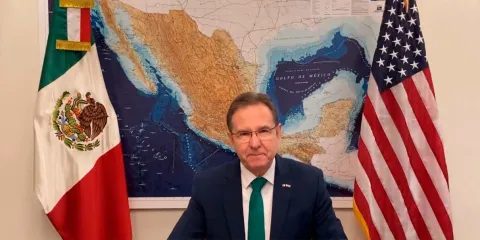 Ratifican a Esteban Moctezuma como embajador de México ante la Unión Europea
