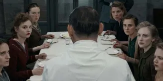 Terror con “La Noche del Demonio: Están Entre Nosotros” y drama en “Las Catadoras de Hitler”