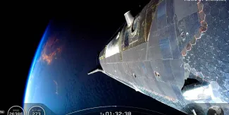 Starship llega por primera vez a la órbita y despliega 26 satélites. VIDEO