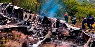 Fiscalía indaga posible atentado tras caída de jet en Nayarit