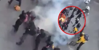 Así le explotó un petardo en la mano a joven durante marcha del 2 de Octubre. VIDEO