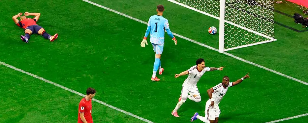 México golea a Chequia y avanza invicto